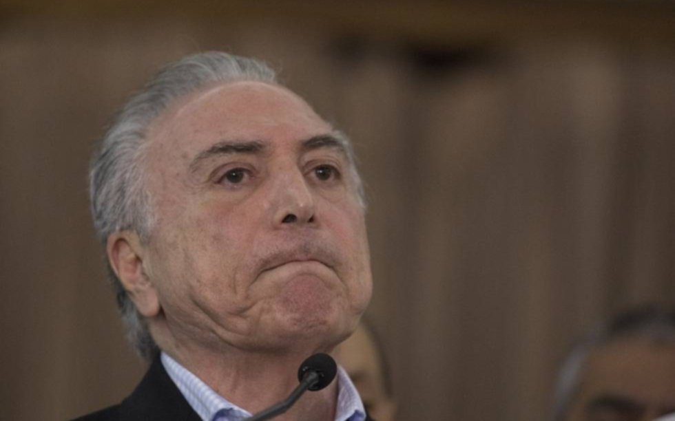 Temer anunció un acuerdo con los camioneros para levantar la huelga