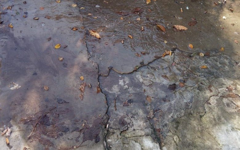 Quejas por una abundante pérdida de agua en 17 y 40
