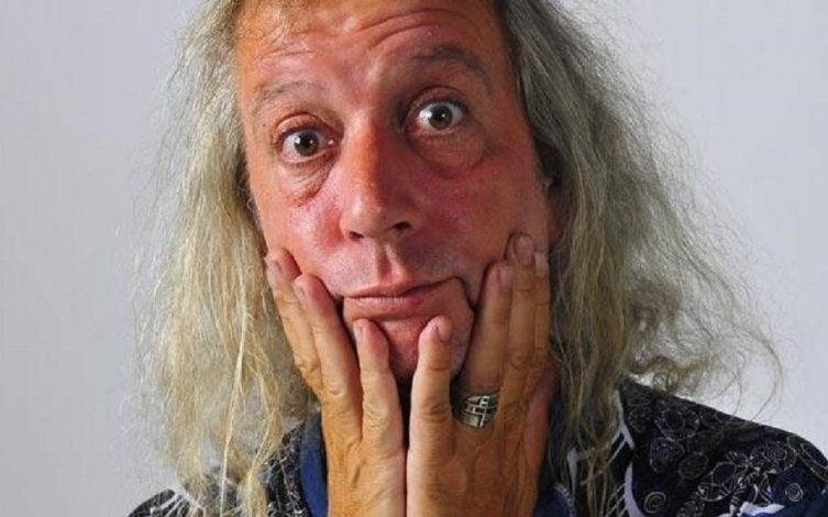 Capusotto, sin filtro, comparó a Lilita Carrió con un "tío borracho"