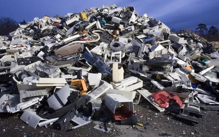 Advierten que se generarán 54 millones de toneladas de chatarra electrónica en 2025