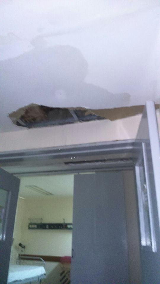Cayó parte del techo en la Maternidad del Hospital de Romero