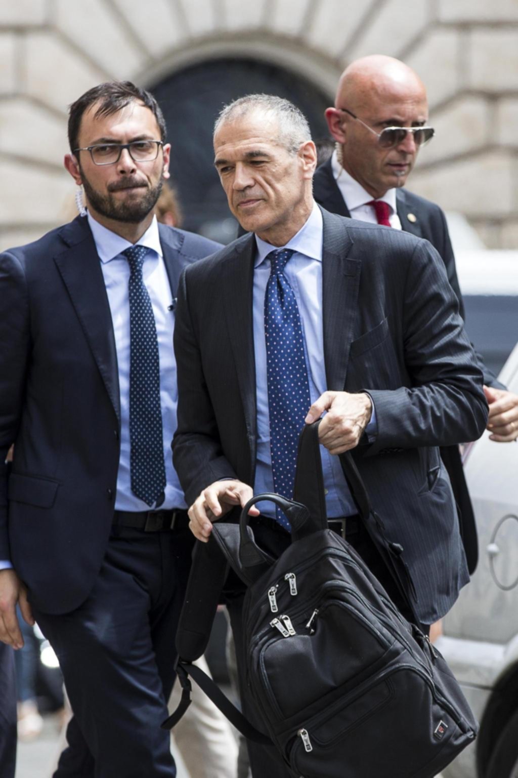 El presidente de Italia nombró a un ex técnico del FMI como nuevo premier
