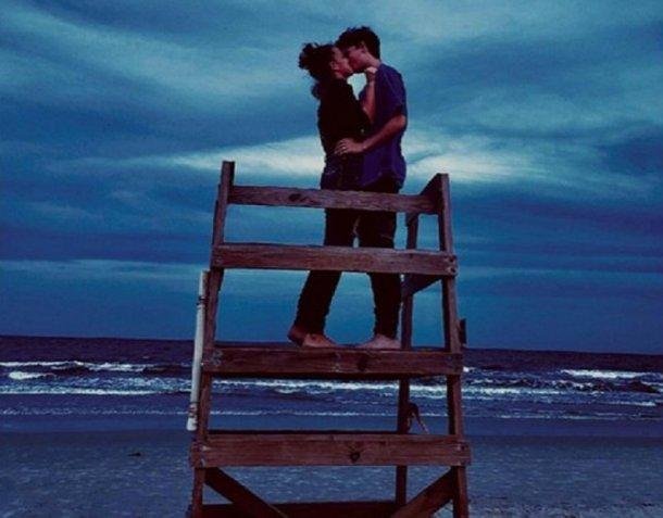 Eleven subió una foto a puro beso pero la tuvo que sacar