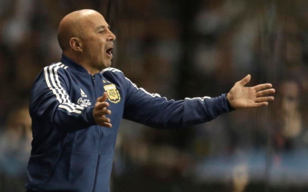 Sampaoli destacó “los avances” del equipo y la Pulga habló del “título”