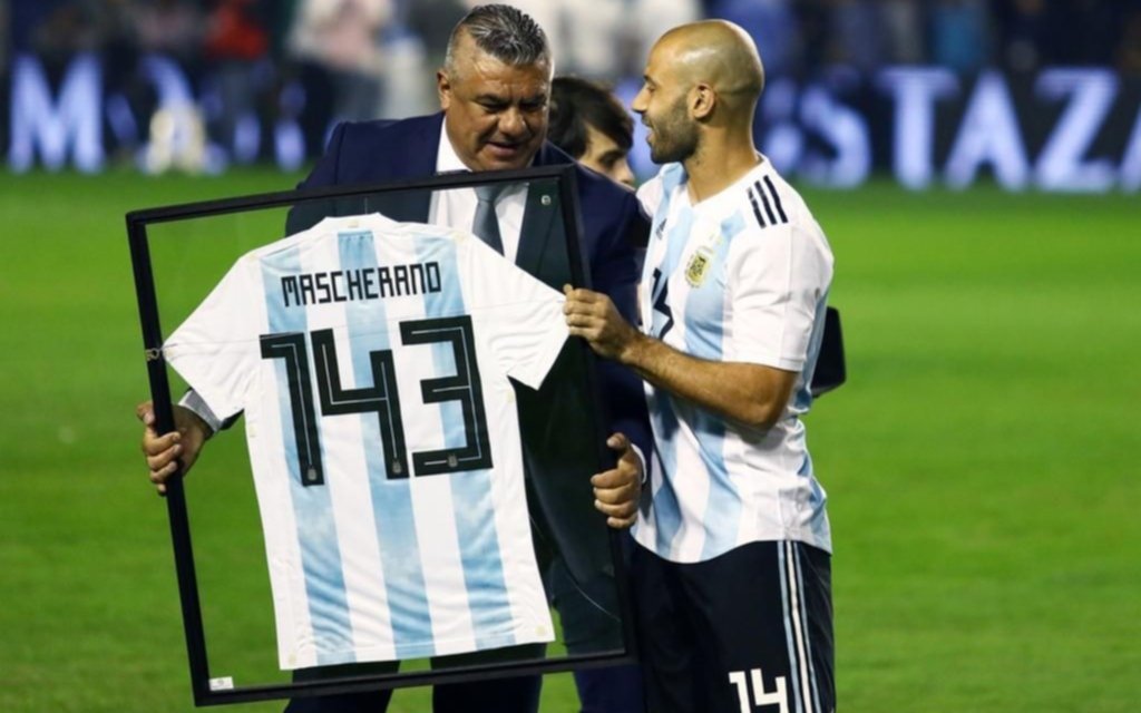 Mascherano pasó a ser récord, con 143 partidos en Selección
