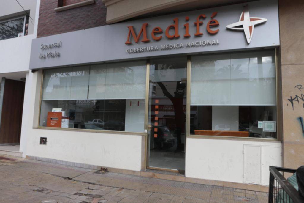 Quisieron robar en el local de una prepaga, pero no encontraron la plata