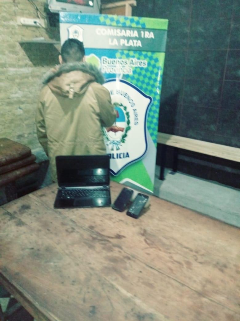 Detenidos por dos robos a una pollajería del Centro