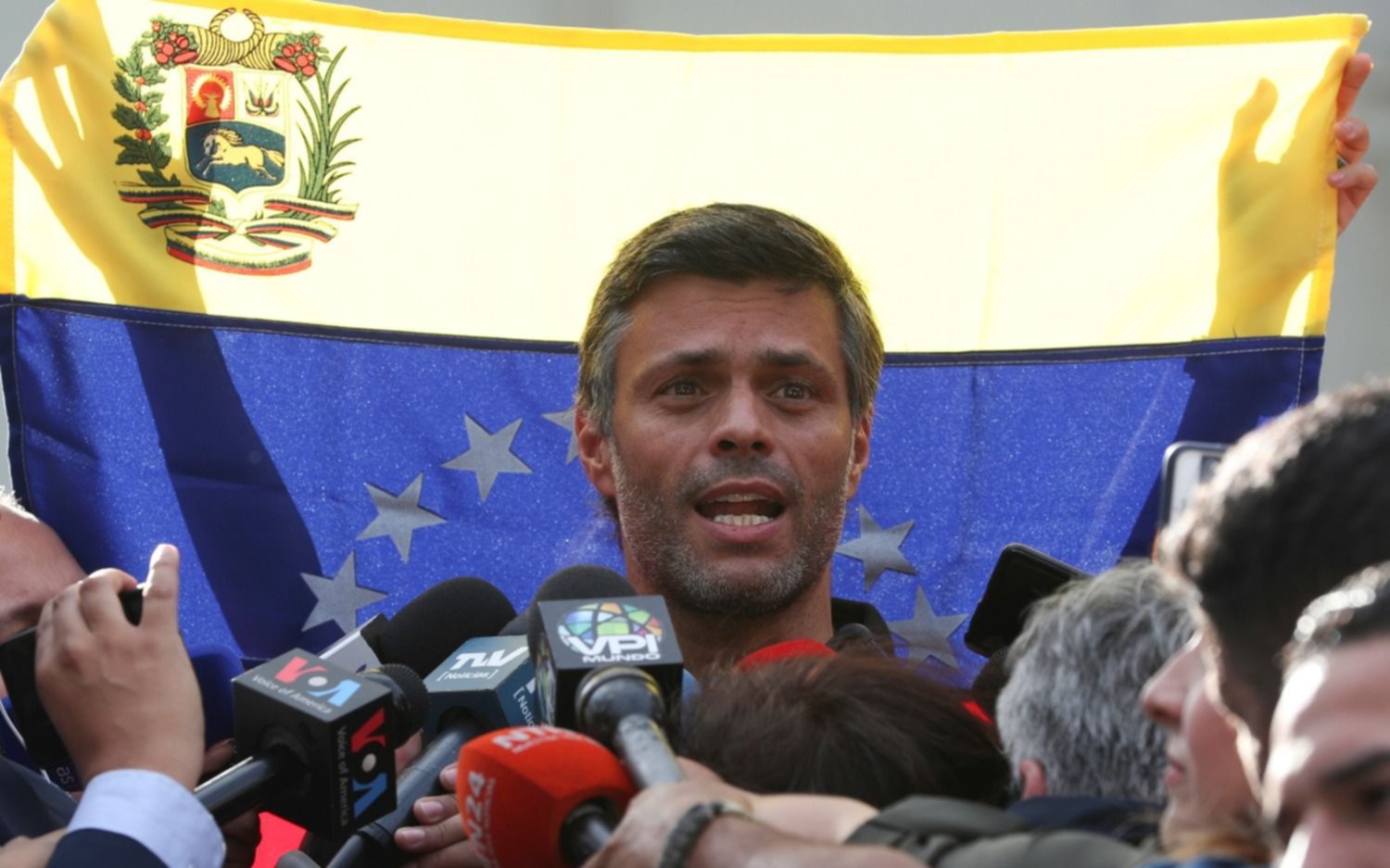España quiere bajar el nivel de exposición de Leopoldo López