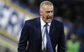 El percance que dejó sin dormir a Alfaro la noche después de ganar la Supercopa