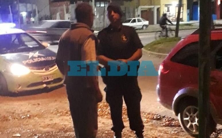 Le secuestran una camioneta a peligroso conductor que manejaba borracho y haciendo zigzag 