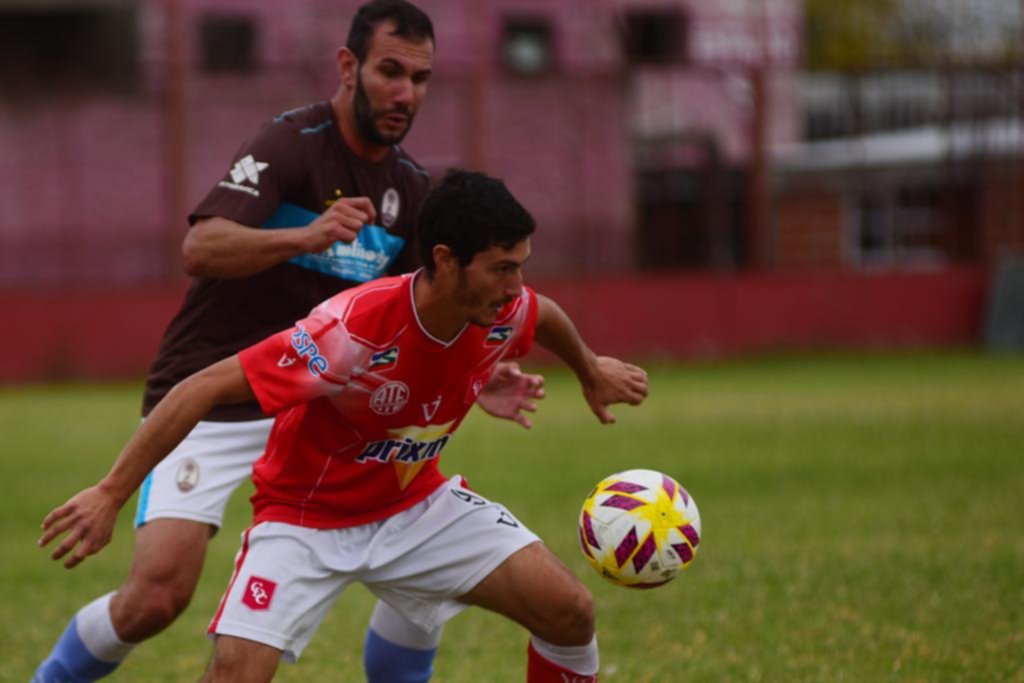 Cambaceres quiere sumar una alegría