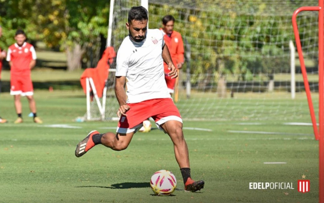 Una enfermedad alejará a Sivetti, al menos por 6 meses de las canchas