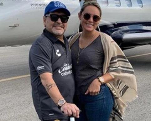 Rocío Oliva le pide a Maradona que la mantenga