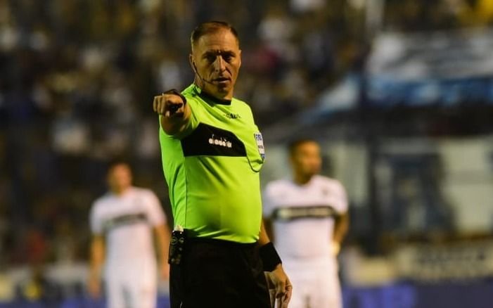 Se conoció el árbitro para el choque de ida contra Argentinos