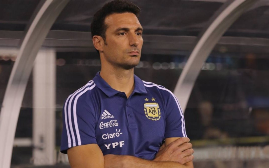 Scaloni: "Agüero está en carrera para la Copa América"
