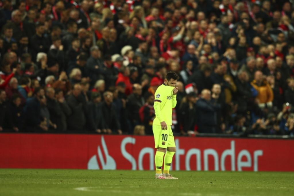 Como nunca antes, Messi es cuestionado en la propia Barcelona