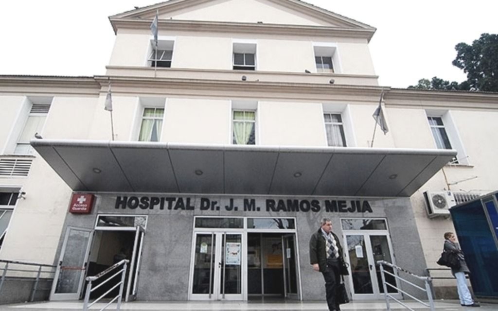 Parte médico: el diputado Olivares está internado en estado "crítico"