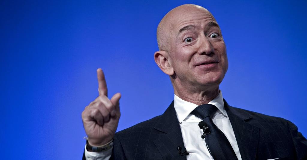 El presidente de Amazon anunció que prepara una misión tripulada a la Luna