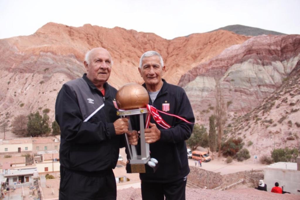 Visita a la Virgen de Tilcara y creación de escuelas de fútbol en Tumbaya y Huacalera
