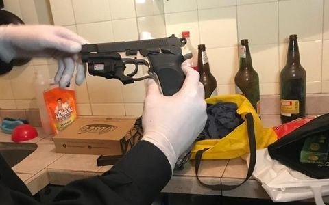 El arma secuestrada en la casa de un detenido es la que se usó en el ataque a Yadón y Olivares