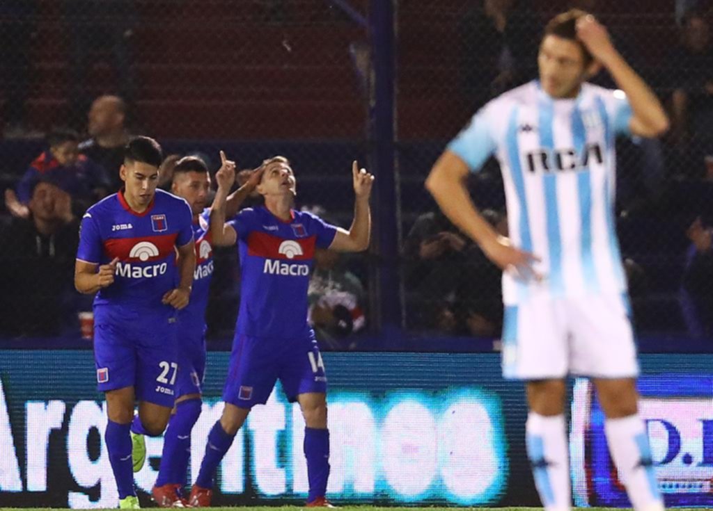 Tigre dio el golpe, ratificó su gran presente y sorprendió a un desdibujado Racing