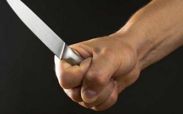 Berisso: una pelea vecinal terminó con un apuñalado