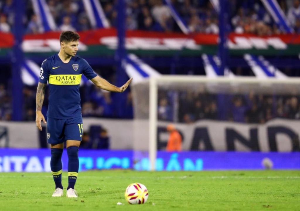 Ni siquiera el Himno frenó los insultos a Mauro Zárate
