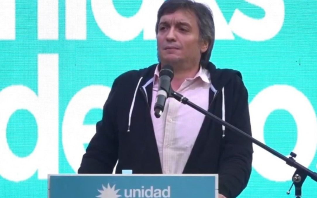 Máximo Kirchner: "Qué deje el lugar a otro compañero es un ejemplo"
