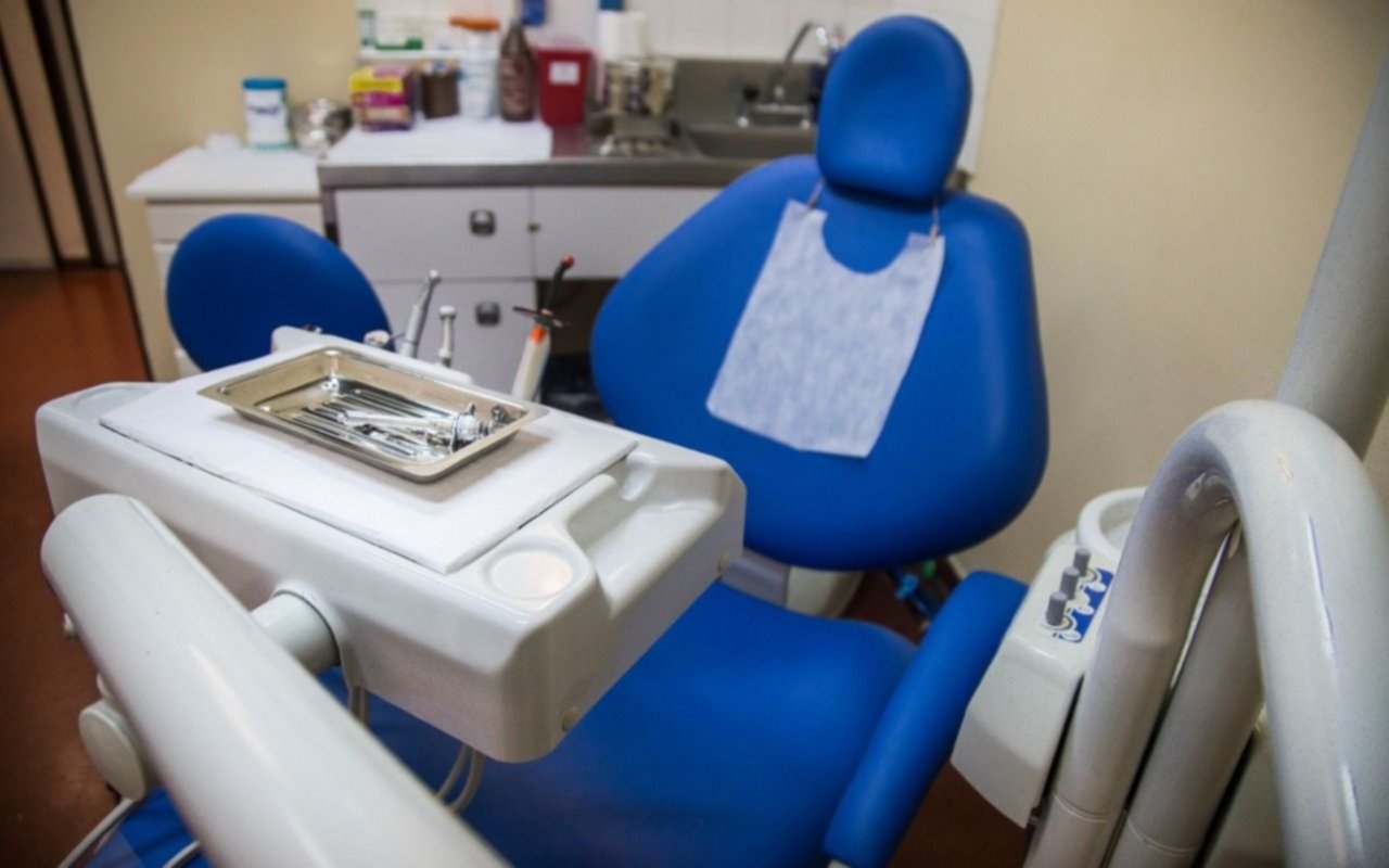 Inauguración de un consultorio para emergencias odontológicas