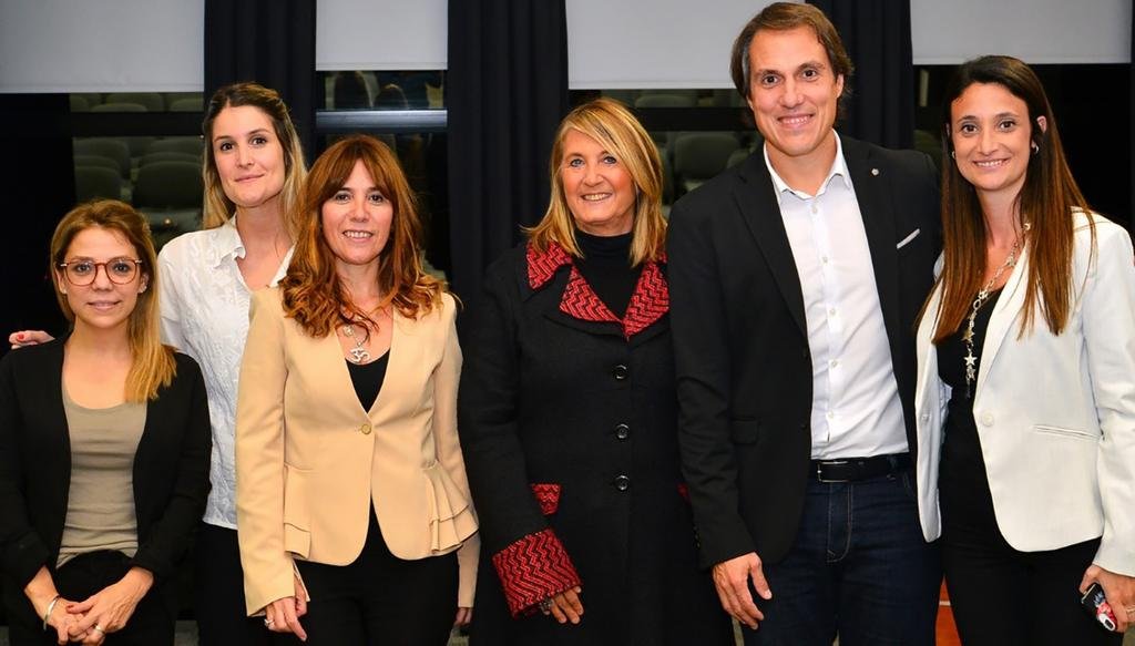 Una charla que dejó mucho para reflexionar