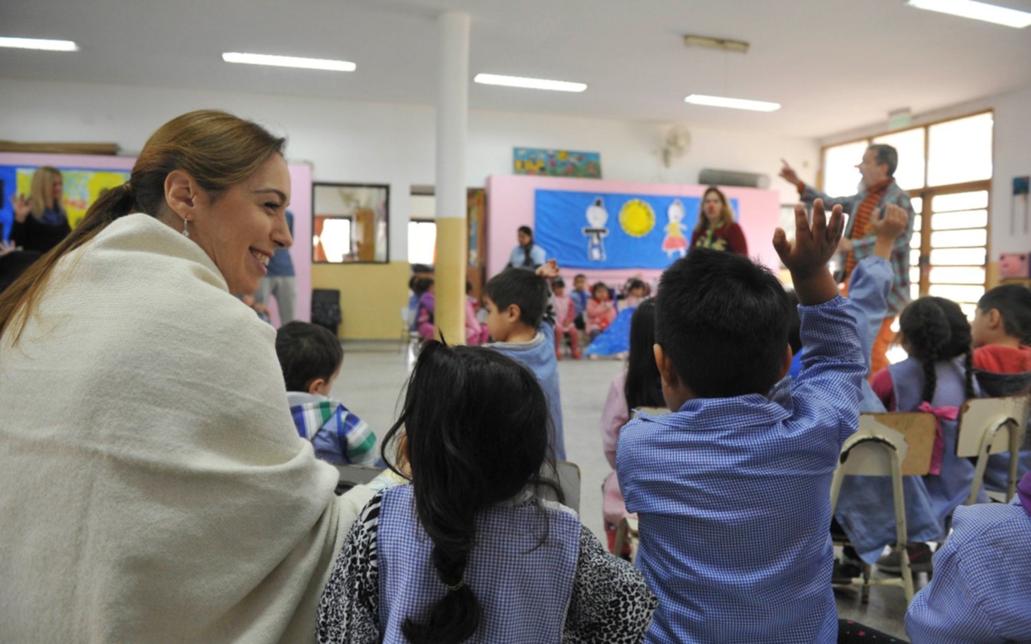 En el día de los maestros de nivel inicial, Vidal visitó un jardín de infantes en Quilmes 