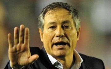 El técnico de Independiente muy enojado: "Ya me velaron 50 veces"