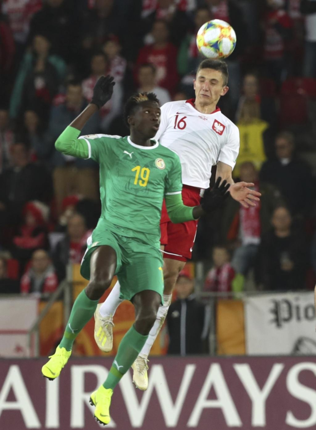 Senegal y Colombia se metieron en octavos