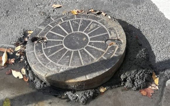 Desborde cloacal en zona céntrica
