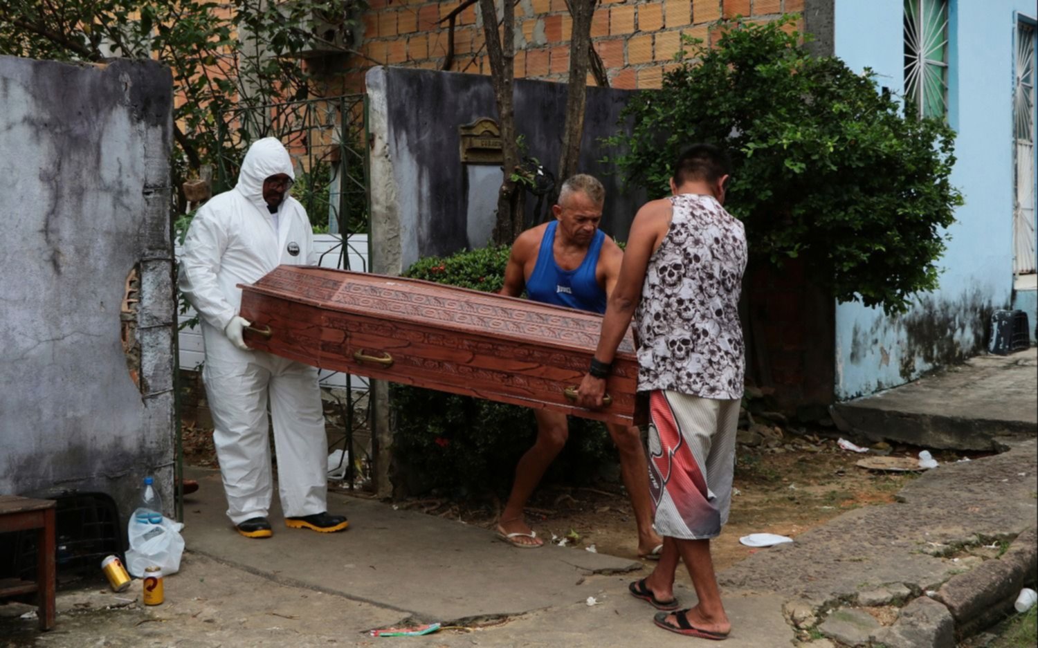Brasil sumó 428 muertes en un día y se encamina a los 100 mil contagiados