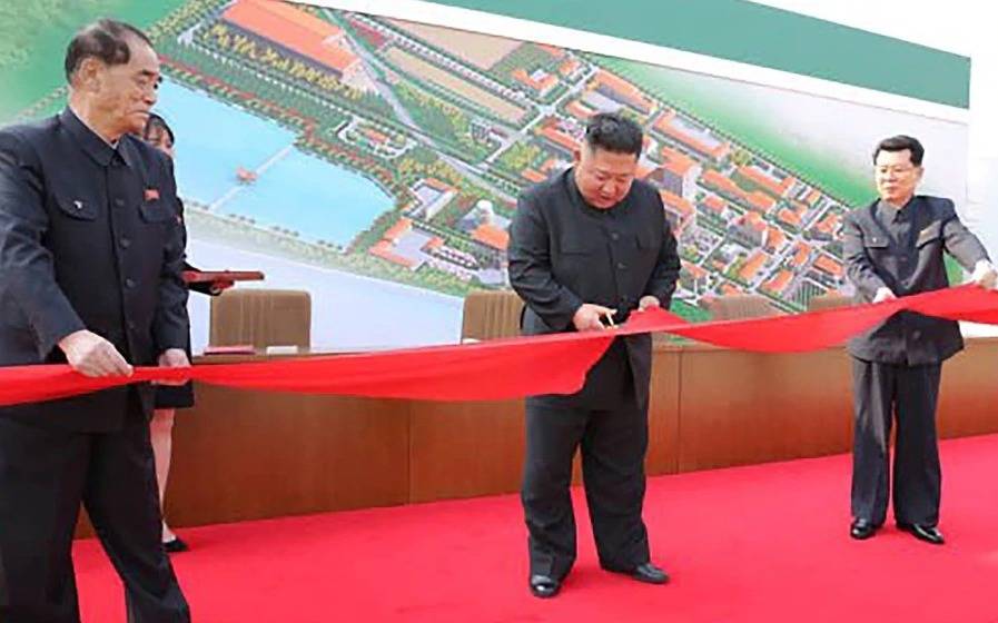 En Corea del Norte afirman que reapareció Kim Jong-un tres semanas de ausencia y silencio