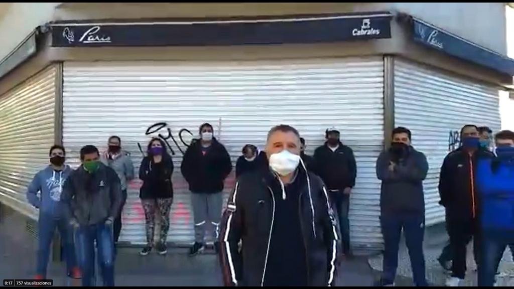 Los trabajadores de la París se presentaron en el establecimiento