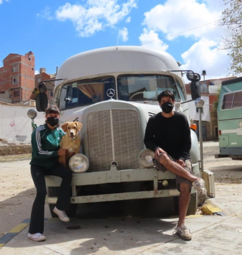 Dos platenses que no piden que los traigan, sino que les permitan cruzar la frontera