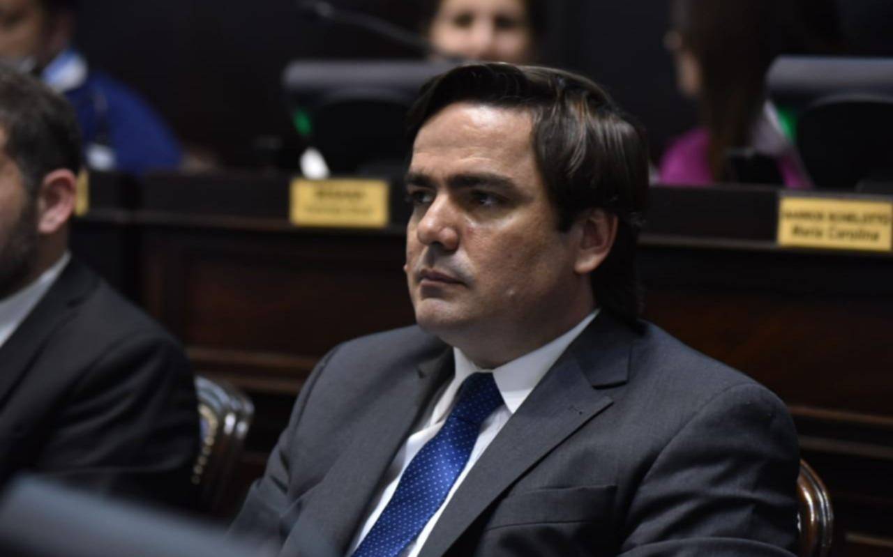 Piden frenar el traslado de policías del interior hacia el Conurbano bonaerense