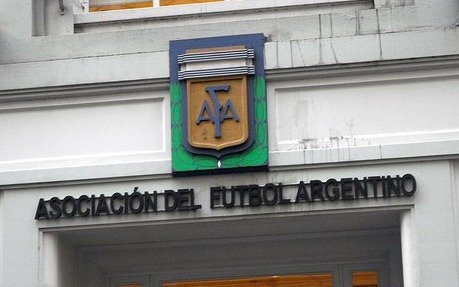 Intermediarios y agentes llaman al diálogo en medio del polvorín que es el fútbol argentino