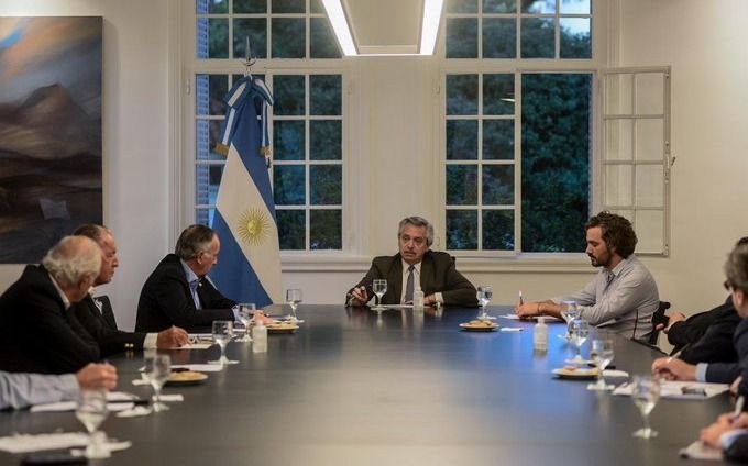 Industriales advierten que "va a haber muchas empresas que van a cerrar"