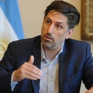 Sin la vacuna contra el COVID-19 “no van a poder volver todos los alumnos a clases”