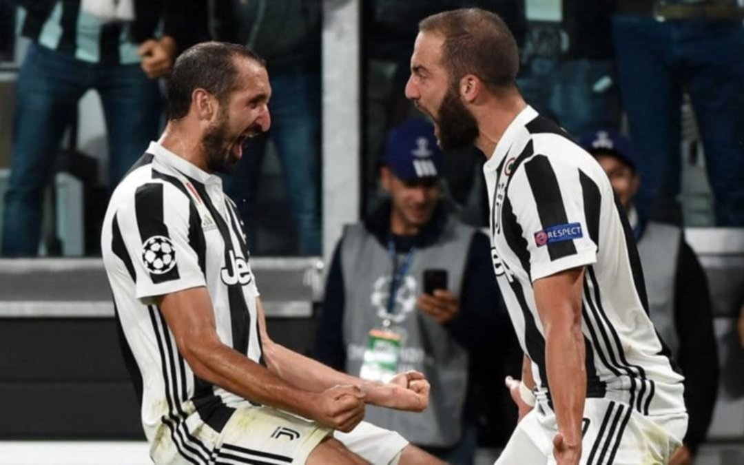 La confesión de Chielini: admitió que "llegó a odiar" al "Pipita" Higuaín