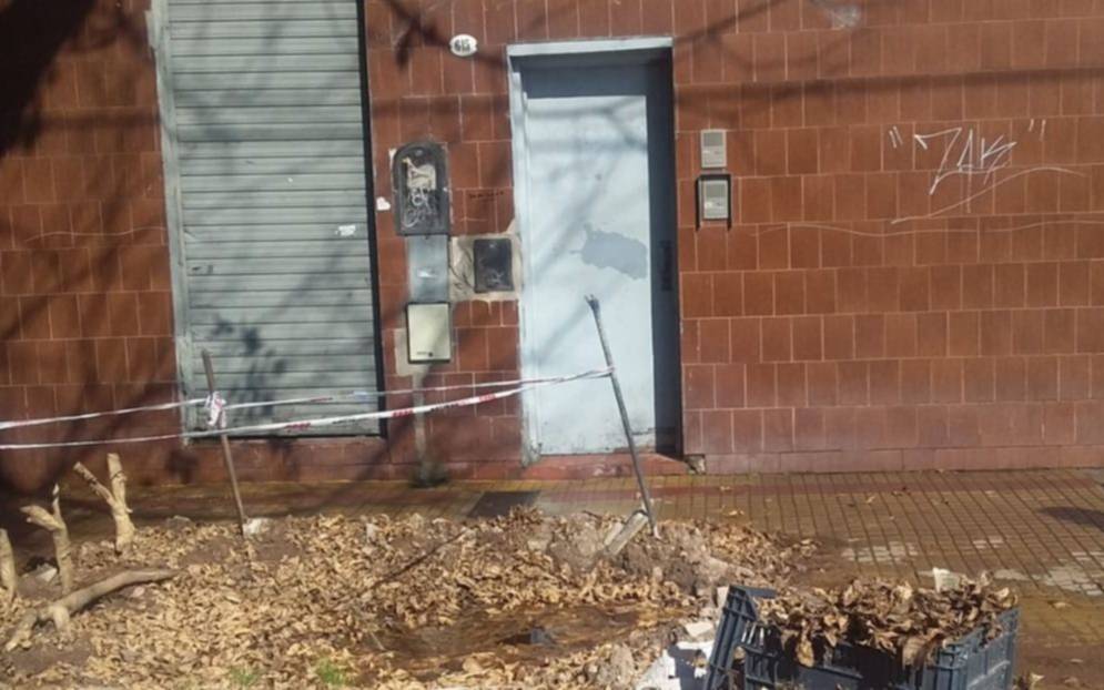 Derroche incalculable: más de un mes de pérdida de agua potable en una vereda