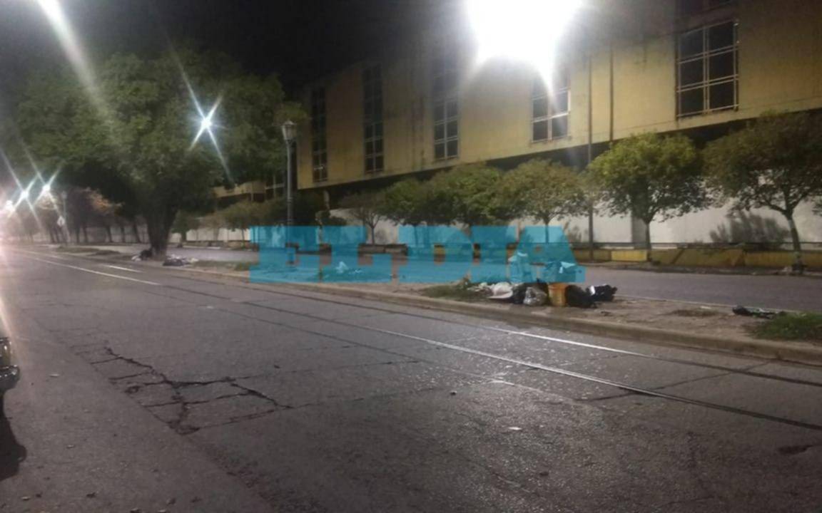 Denuncian "abandono total" en la zona del Cementerio