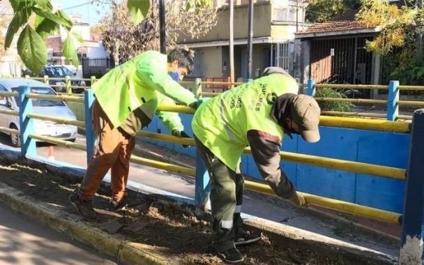 Continúan los trabajos de mantenimiento de espacios público