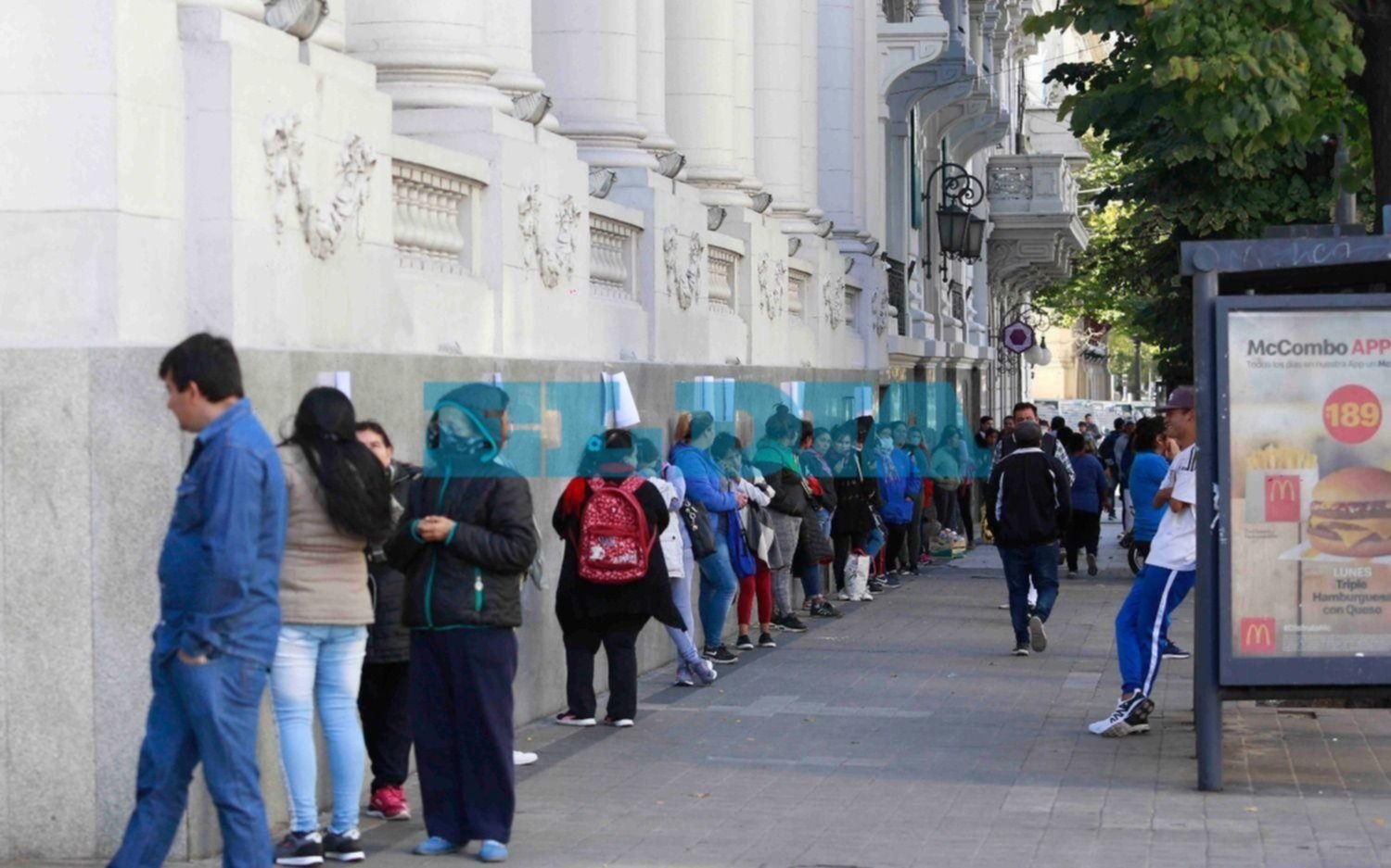 IFE, AUH y jubilados: quienes cobran esta semana