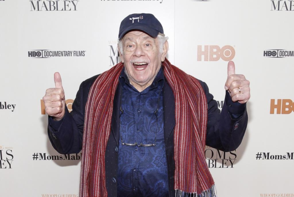 Adiós a Jerry Stiller: el padre cascarrabias de George Constanza que conquistó la tevé con su “bro”