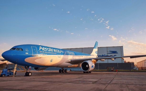 Aerolíneas Argentinas confirma cuatro nuevos vuelos especiales para traer argentinos del exterior
