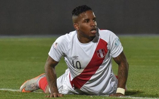 "La Foquita" Farfán es el primer positivo de coronavirus en la liga rusa